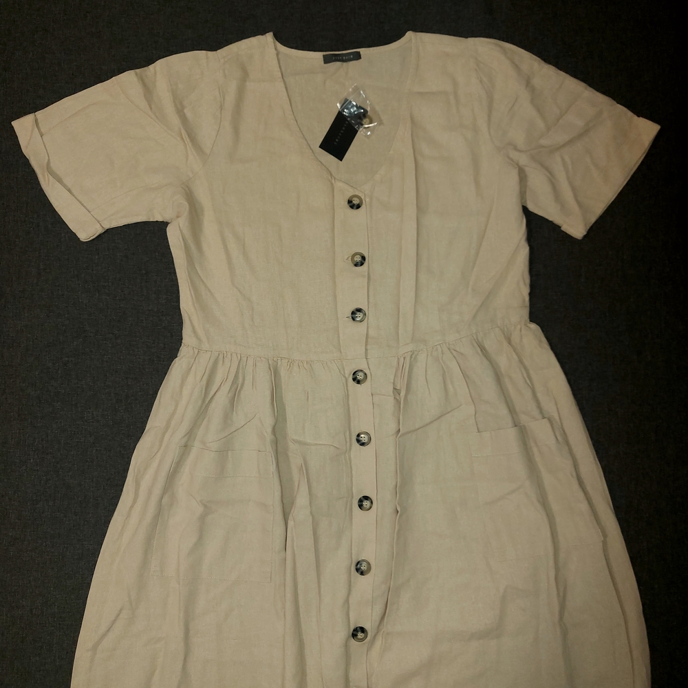 Suzy Shier Beige Button-Front Midi Dress